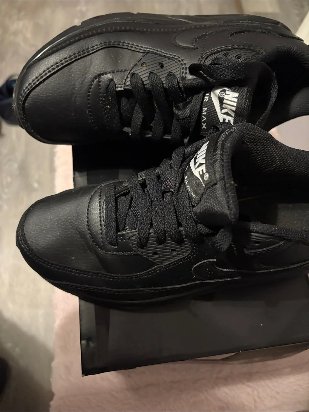 Nike Air Max Black Leather Men's Sneakers